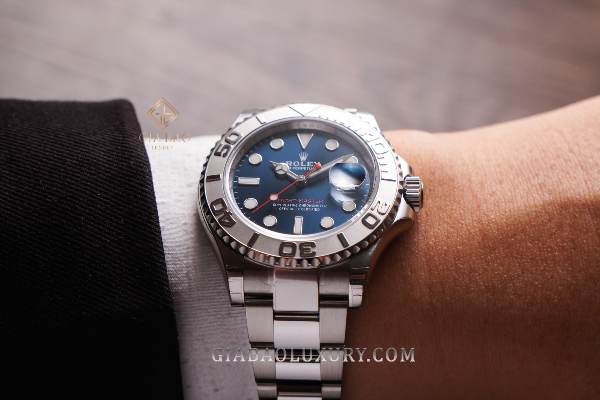 Đồng Hồ Rolex Yacht-Master 40 126622 Mặt Số Xanh