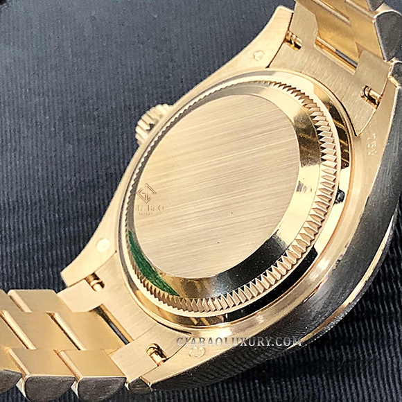 Đồng Hồ Rolex Lady-Datejust 279138 Mặt Số Bạc Cọc Số Sao Dây Đeo President