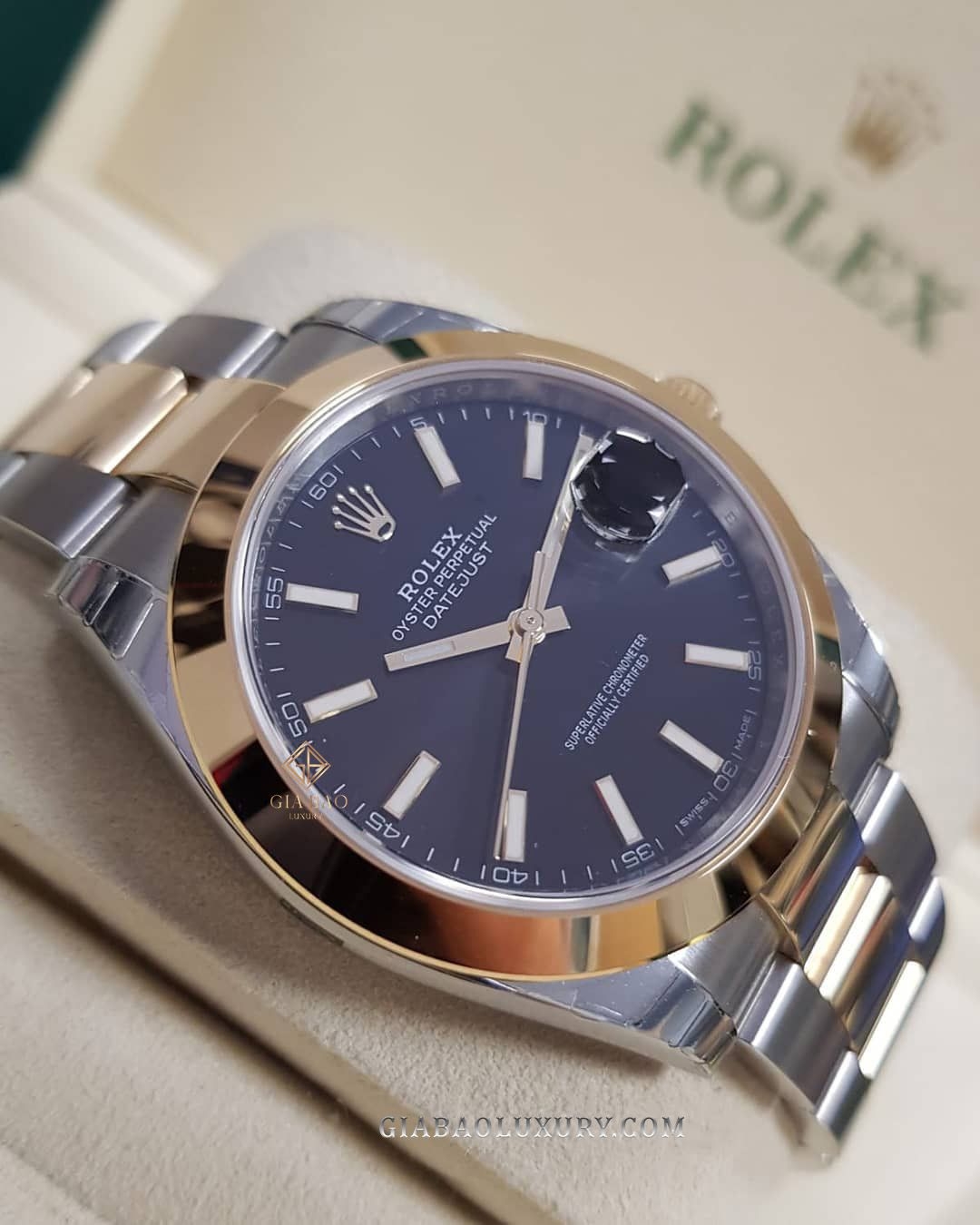 Đồng Hồ Rolex Datejust 41 126303 Mặt Số Đen Dây Đeo Oyster