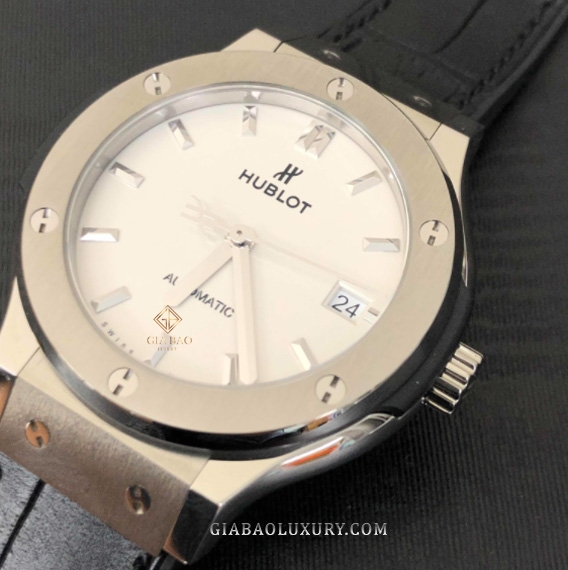 Đồng Hồ Hublot Classic Fusion 565.NX.2611.LR