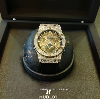 Đồng Hồ Hublot Classic Fusion Aerofusion Moonphase 517.NX.0170.LR.1704