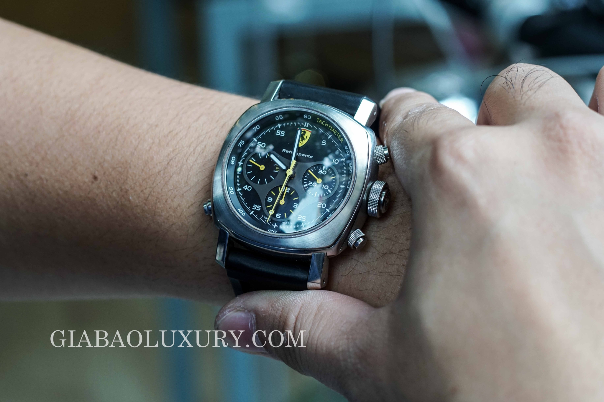đồng hồ panerai