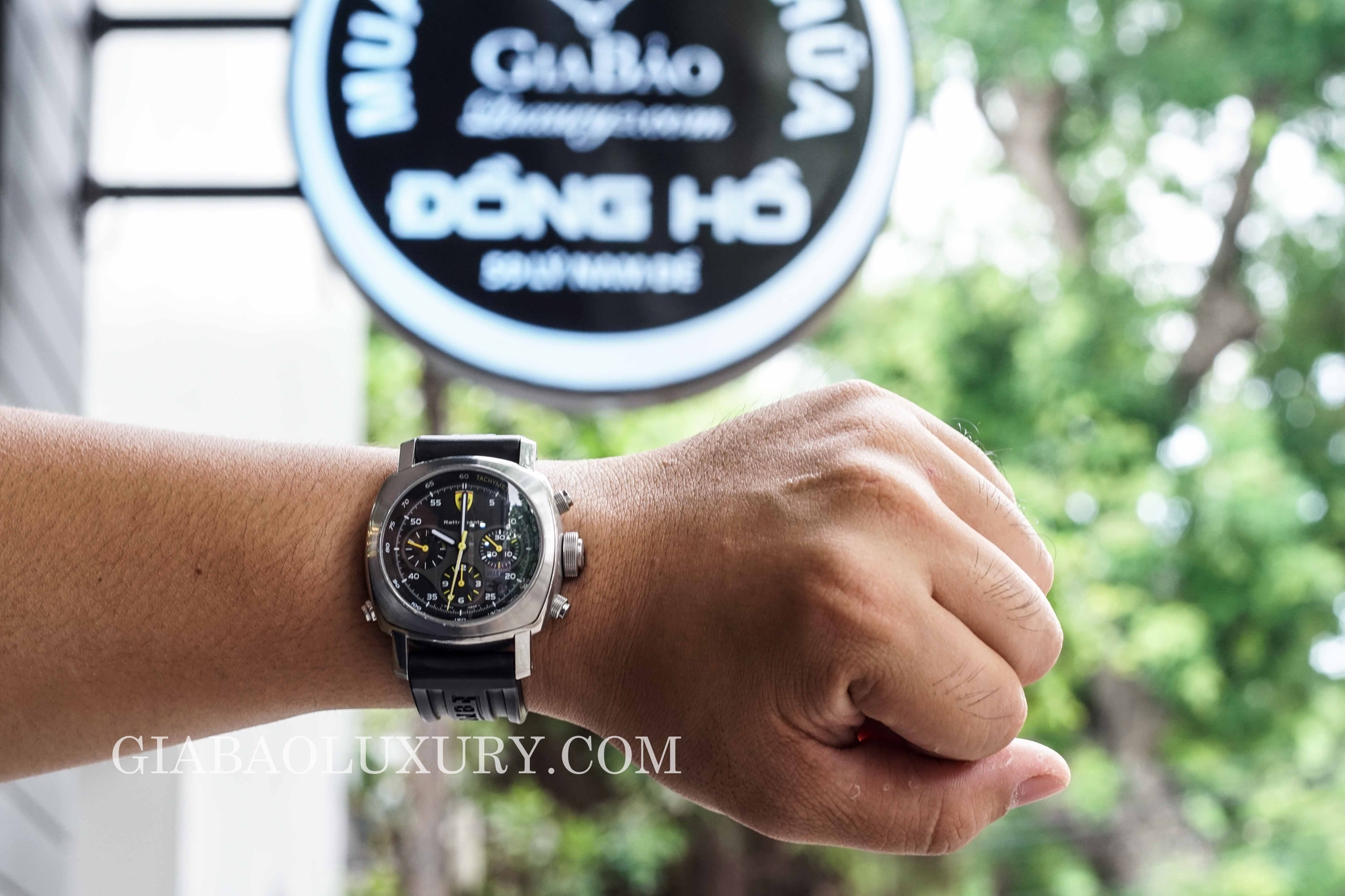 đồng hồ panerai