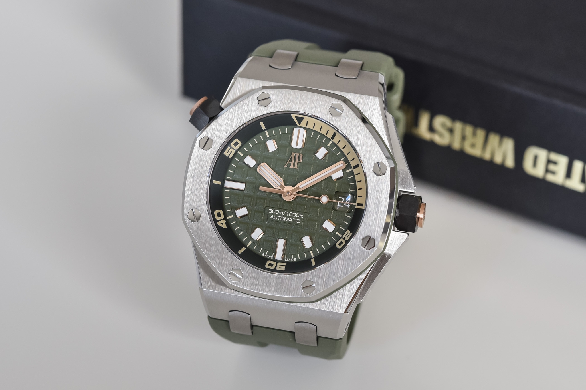 đồng hồ Audemars Piguet Royal Oak Offshore Diver mới nhất 2021