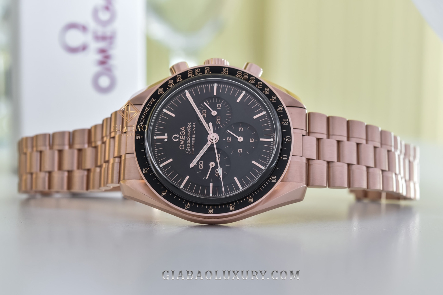 Đồng Hồ Omega Speedmaster Moonwatch 310.60.42.50.01.001