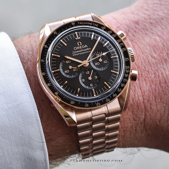 Đồng Hồ Omega Speedmaster Moonwatch 310.60.42.50.01.001