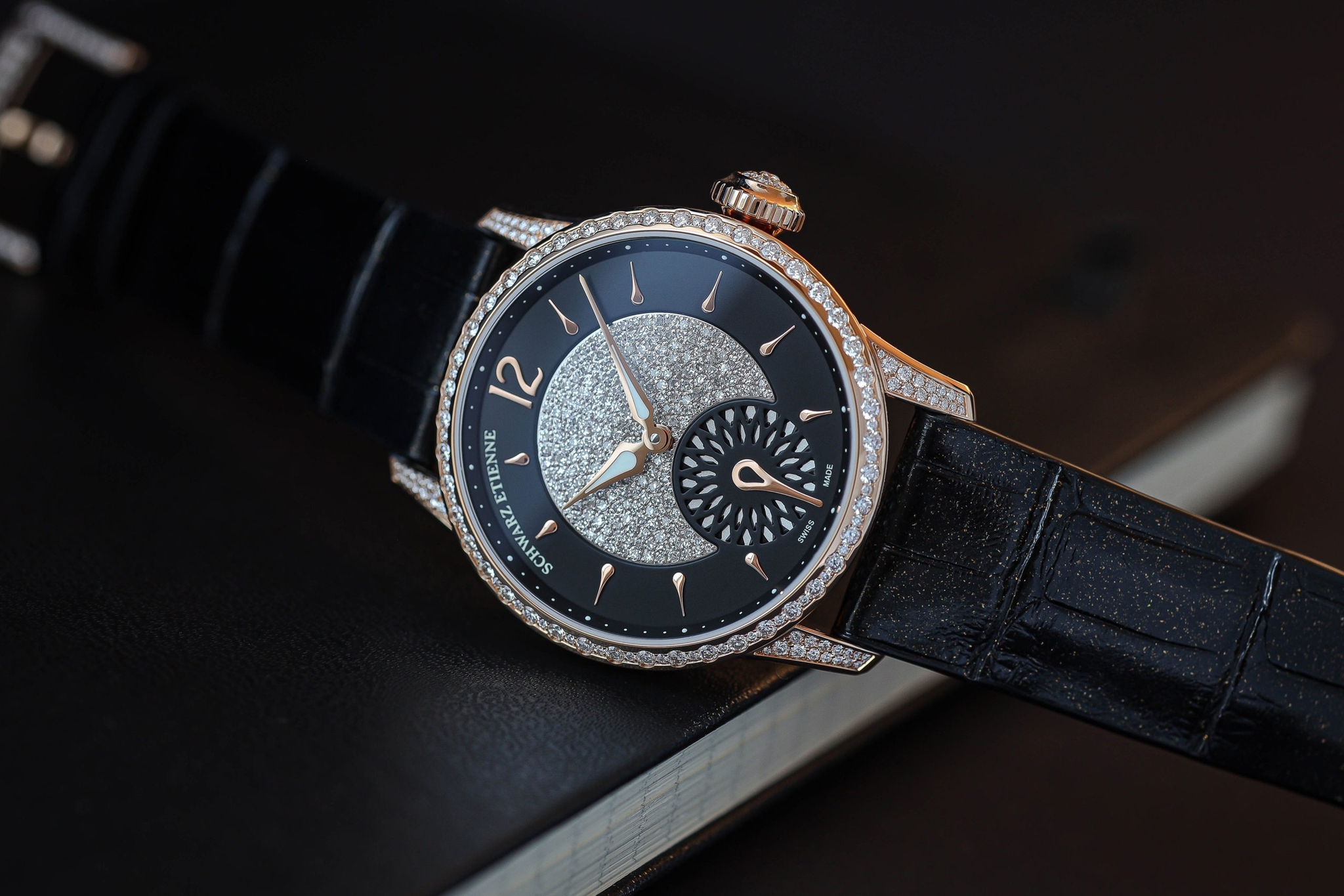 Đồng Hồ Schwarz Etienne Fiji Floral Seconds Joaillerie WFI04MA01RBW01-A