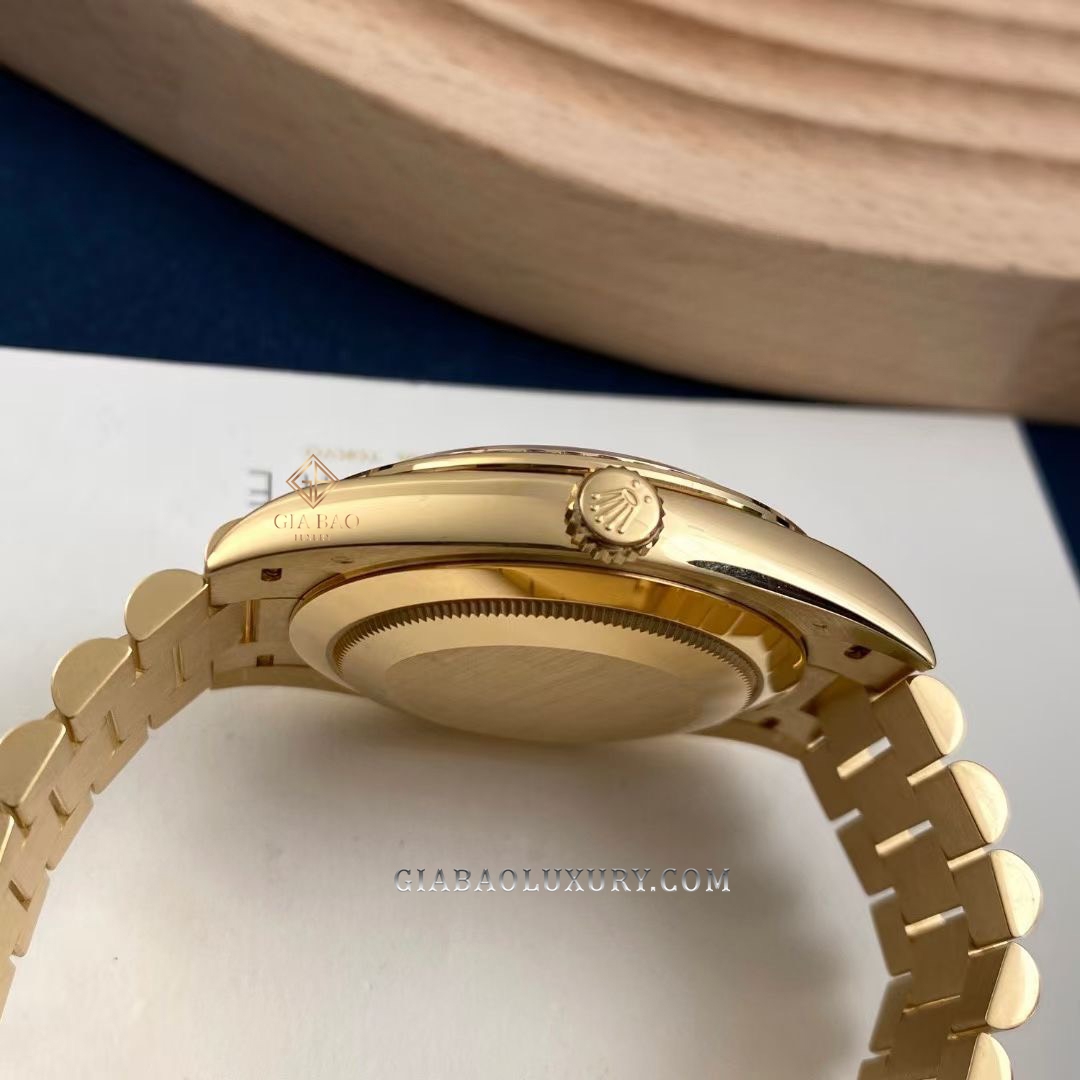 Đồng Hồ Rolex Day-Date 40 228348RBR Mặt Số Đen Nạm Kim Cương