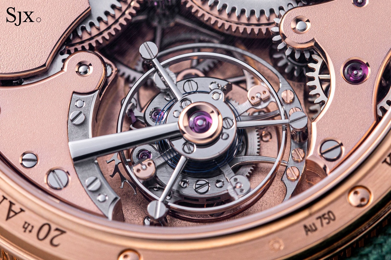 Cận Cảnh: Voutilainen Tourbillon 20th Anniversary Đỉnh cao trong chất lượng và sự tinh tế