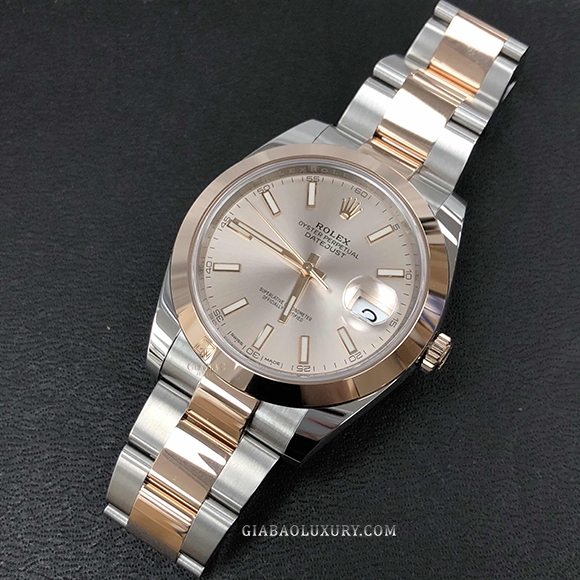 Đồng Hồ Rolex Datejust 41 126301 Mặt Số Sundust Cọc Dạ Quang Dây Đeo Oyster