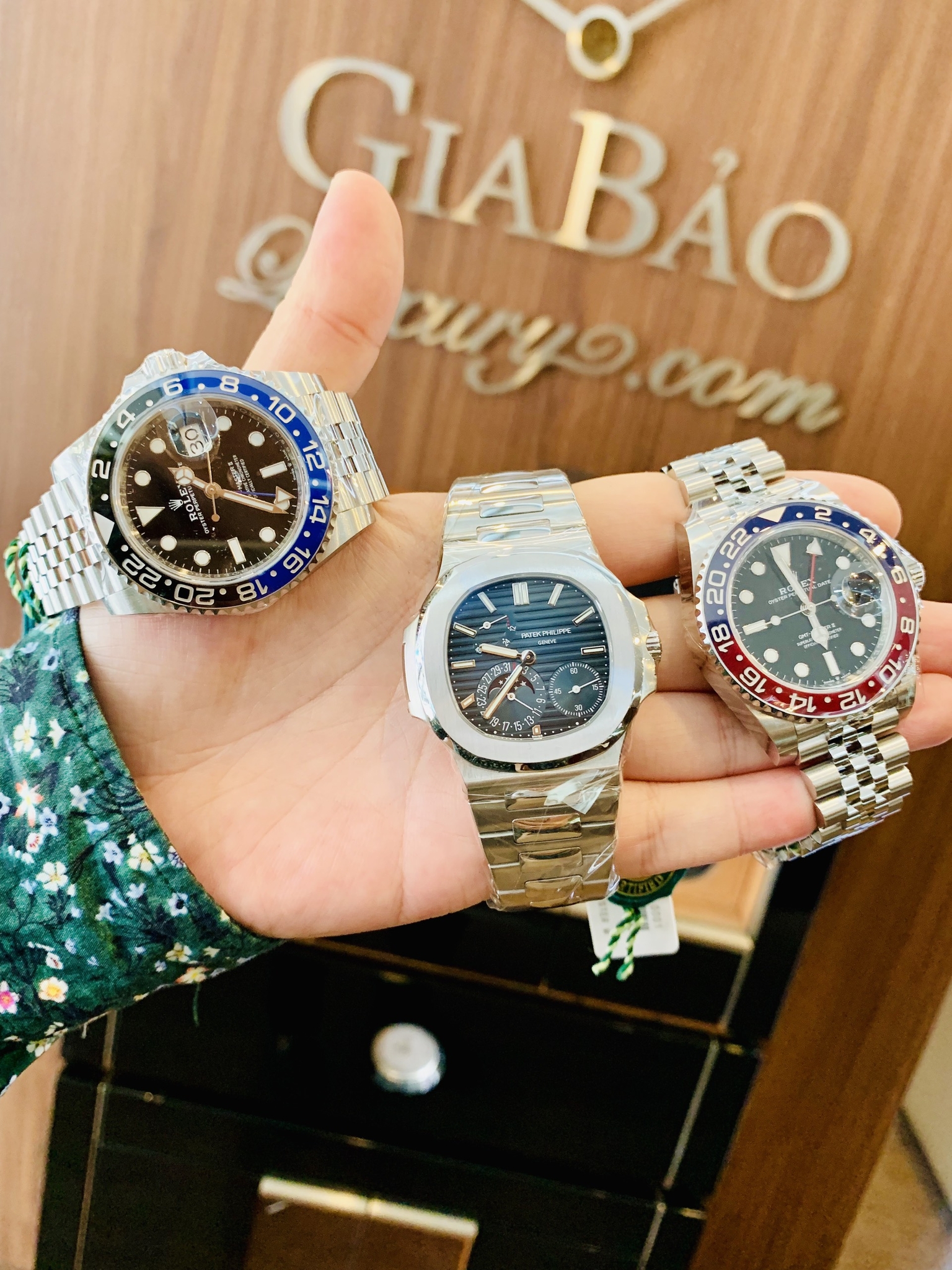 Đồng Hồ Rolex GMT-Master II 126710BLRO