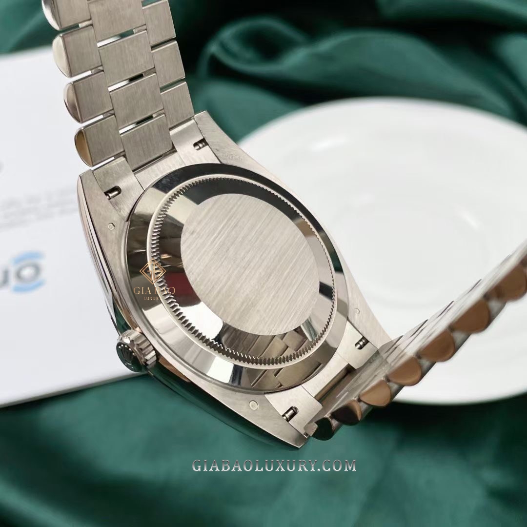 Đồng Hồ Rolex Day-Date 40 228239 Mặt Số Trắng