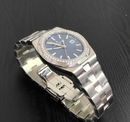Đồng Hồ Vacheron Constantin Overseas 1205V/100A-B590