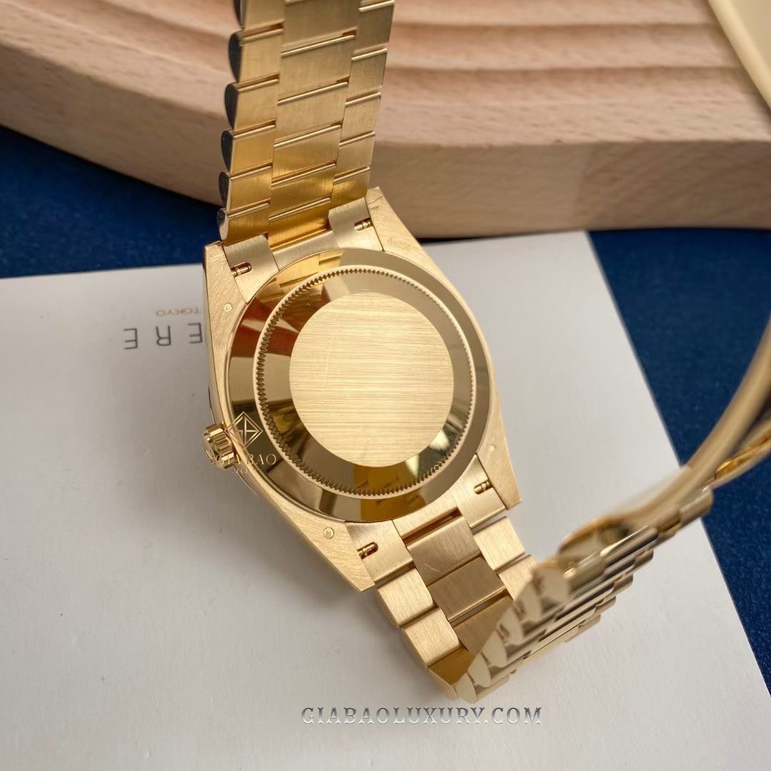 Đồng Hồ Rolex Day-Date 40 228348RBR Mặt Số Đen Nạm Kim Cương