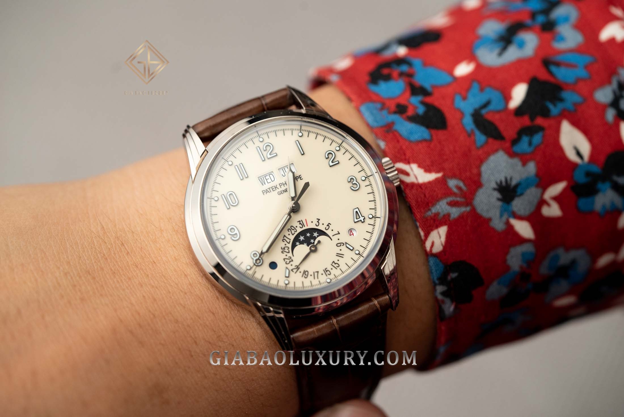 Review đồng hồ Patek Philippe Grand Complications 5320G