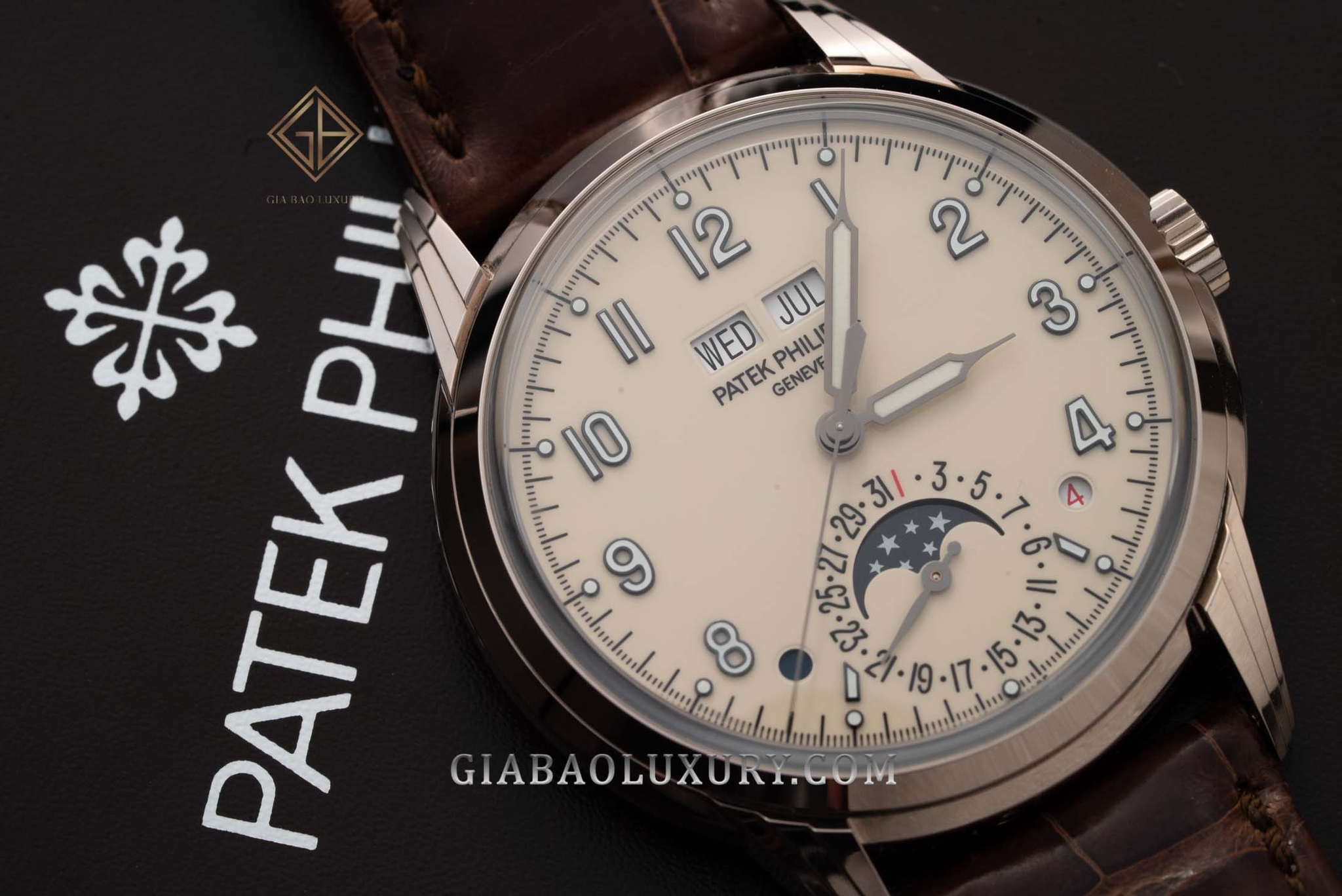 Đánh giá chuyên sâu đồng hồ Patek Philippe Grand Complications 5320G