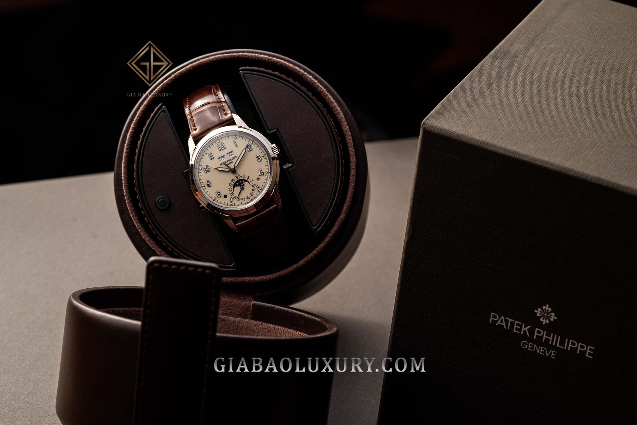 Review đồng hồ Patek Philippe Grand Complications 5320G