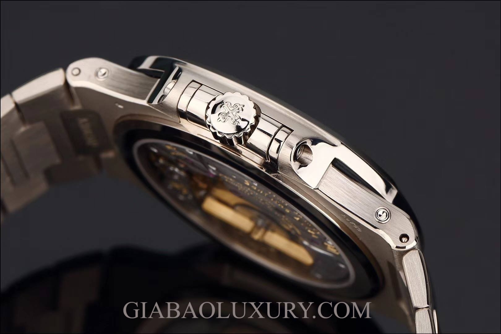Đồng hồ Patek Philippe Nautilus 5740/1G-001