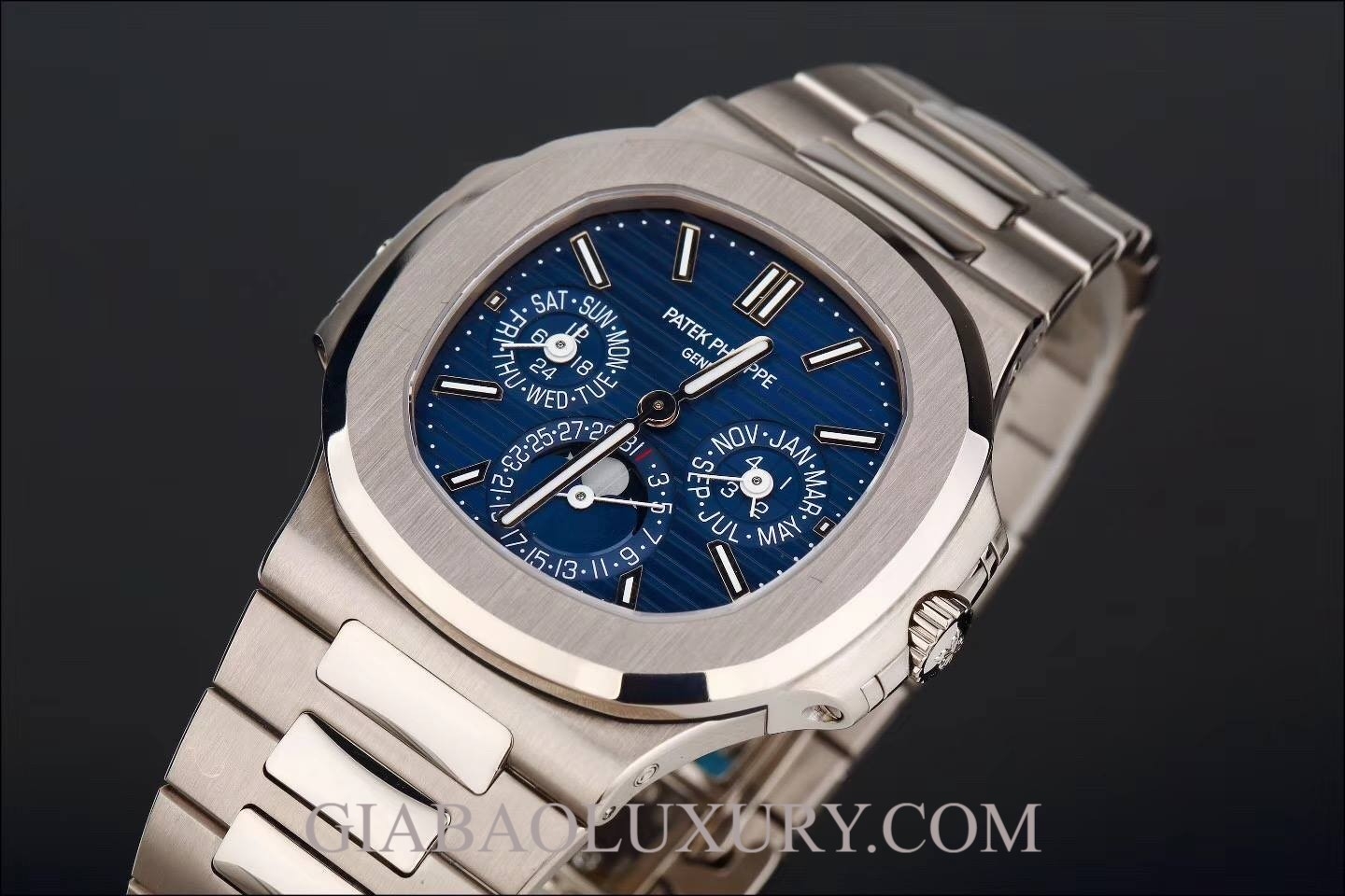 Đồng hồ Patek Philippe Nautilus 5740/1G-001