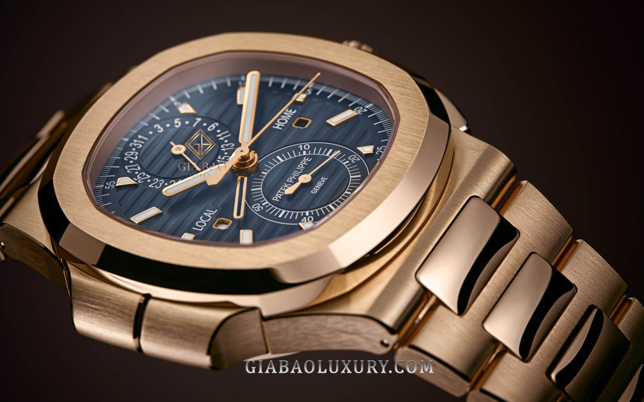 Đồng Hồ Patek Philippe Nautilus 5990/1R-001