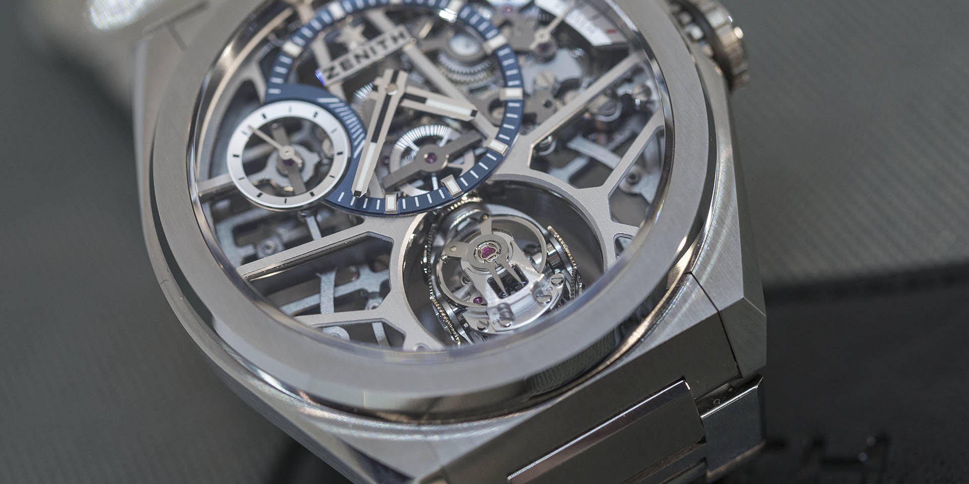 Zenith Defy - Kẻ dẫn đường cho Royal Oak?