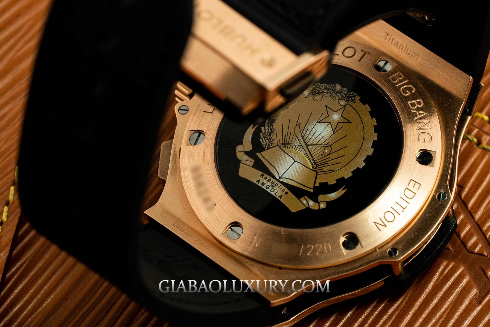 Đồng hồ Hublot Big Bang Angola Gold Limited Edition