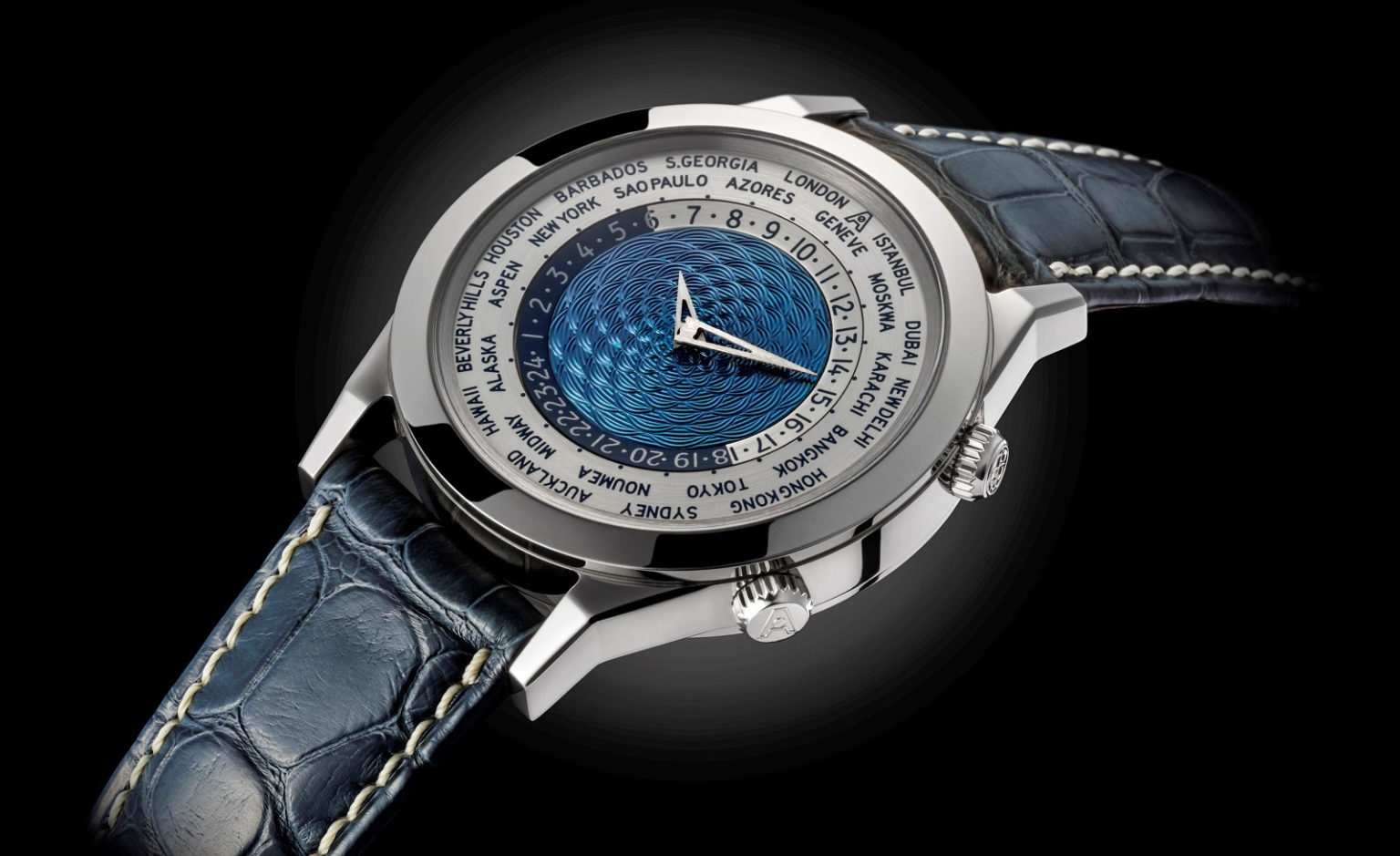 Andersen Genève đã giới thiệu Tempus Terrae tại Baselworld 2015, với một chi tiết hấp dẫn trên mặt số: “Moskwa”, tiếng Nga hoặc tiếng Ba Lan có nghĩa là “Moscow”, thay vì đánh vần bằng tiếng Anh như cách viết ở các thành phố khác