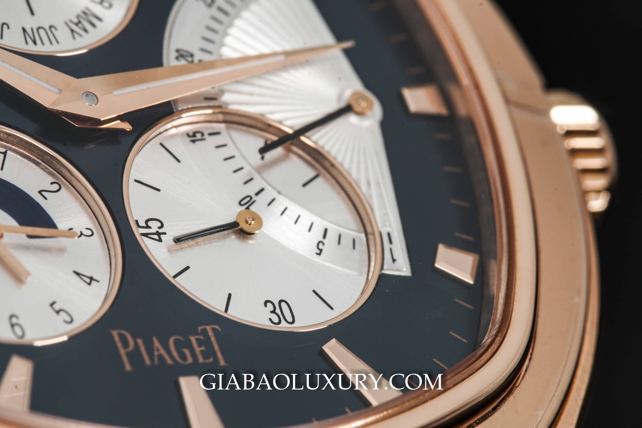  Đồng Hồ Piaget Emperador Coussin Perpetual Calendar