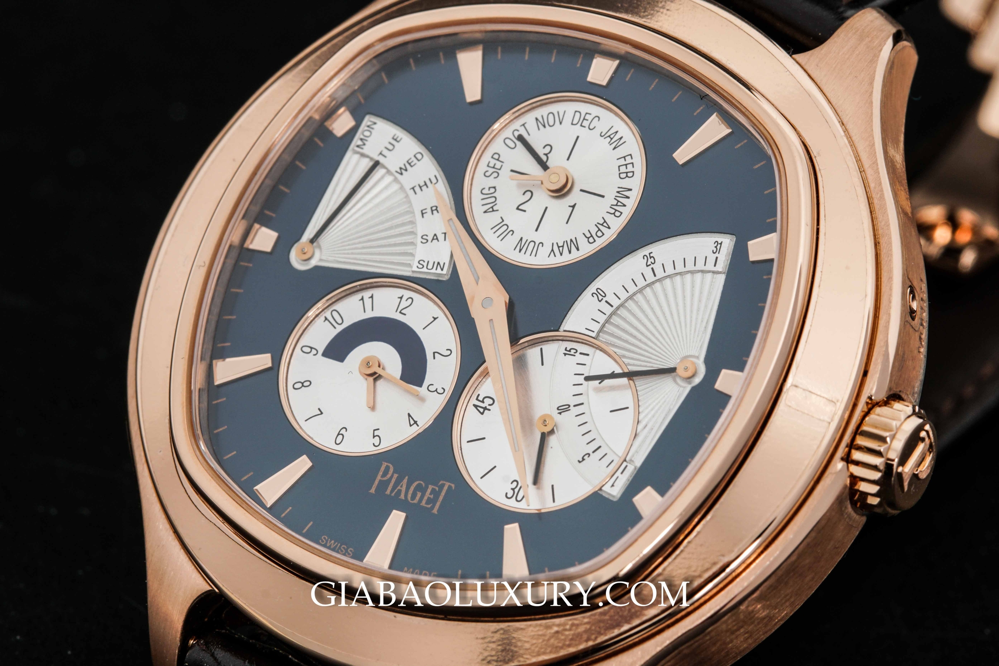  Đồng Hồ Piaget Emperador Coussin Perpetual Calendar