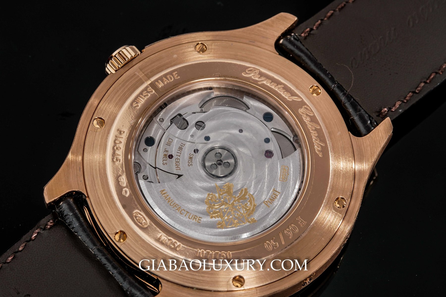 Đồng Hồ Piaget Emperador Coussin Perpetual Calendar