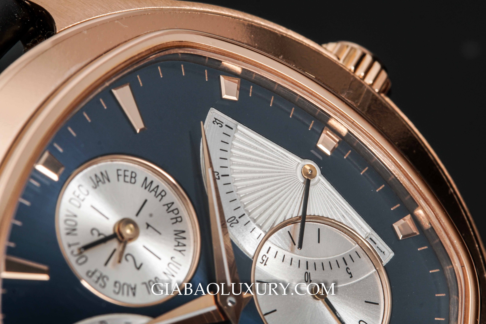  Đồng Hồ Piaget Emperador Coussin Perpetual Calendar