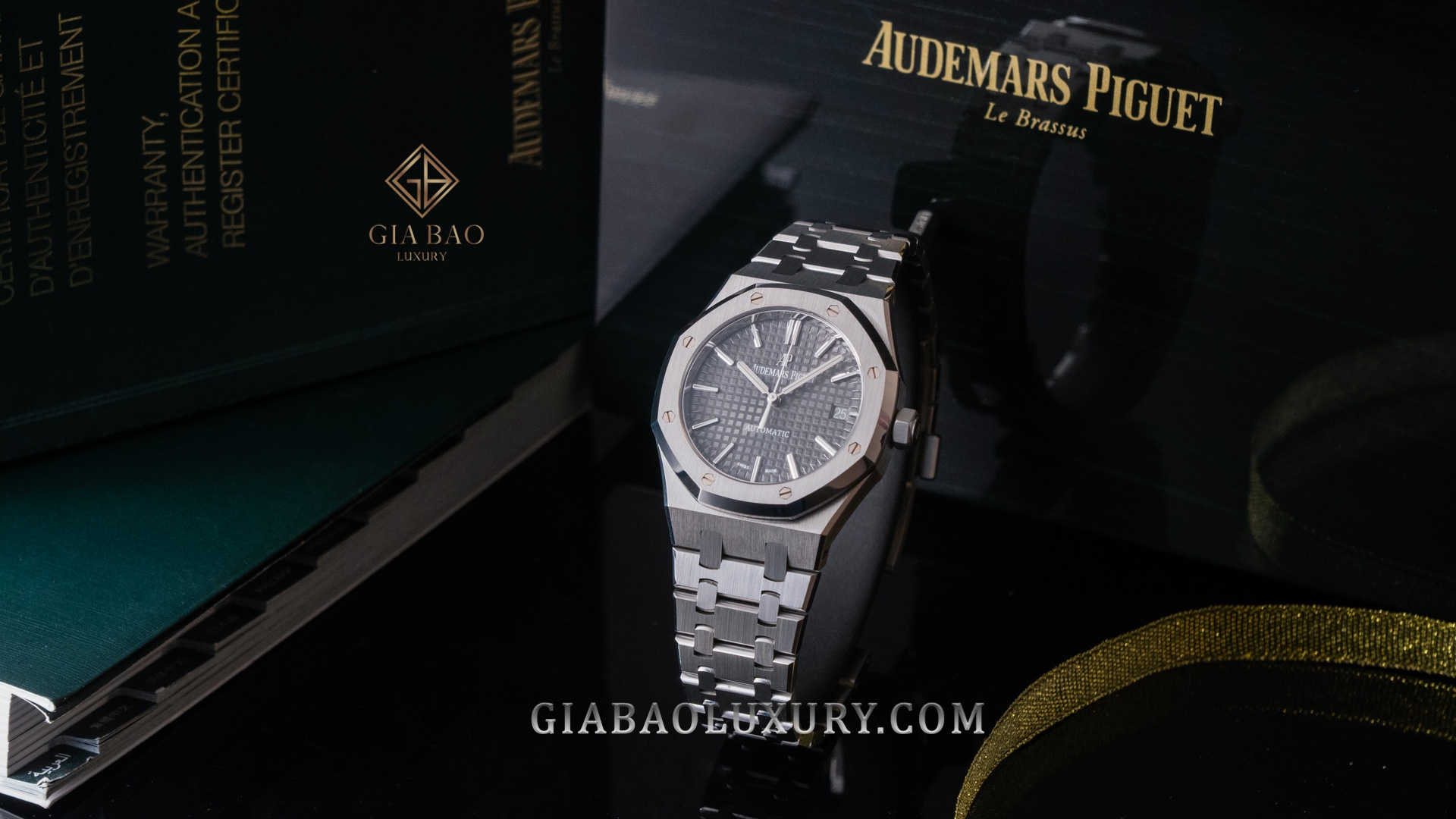 Đồng Hồ Audemars Piguet Royal Oak Grey 15450ST.OO.1256ST.02