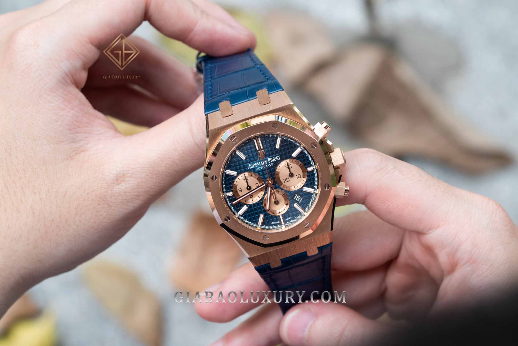 Audemars Piguet Royal Oak Chronograph 41mm 26331OR.OO.D315CR.01 Dây Da Cá Sấu