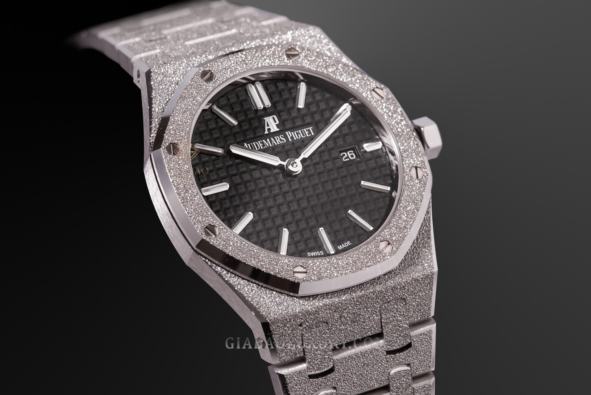 Đồng Hồ Audemars Piguet Royal Oak Frosted Gold 67653BC.GG.1263BC.02