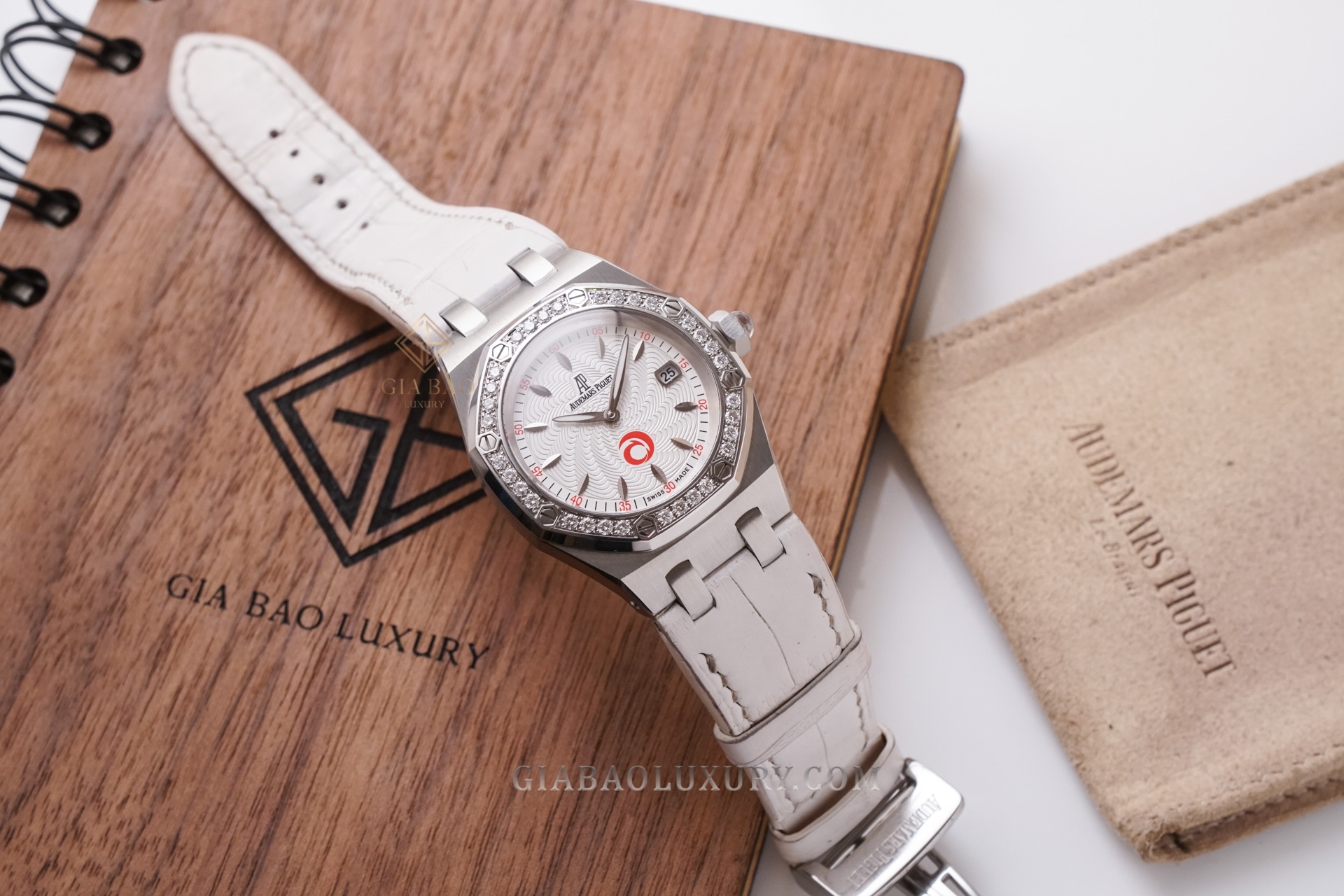 đồng hồ Audemars Piguet Royal Oak Lady “Alinghi” Ref. 67611ST.ZZ.D012CR.01