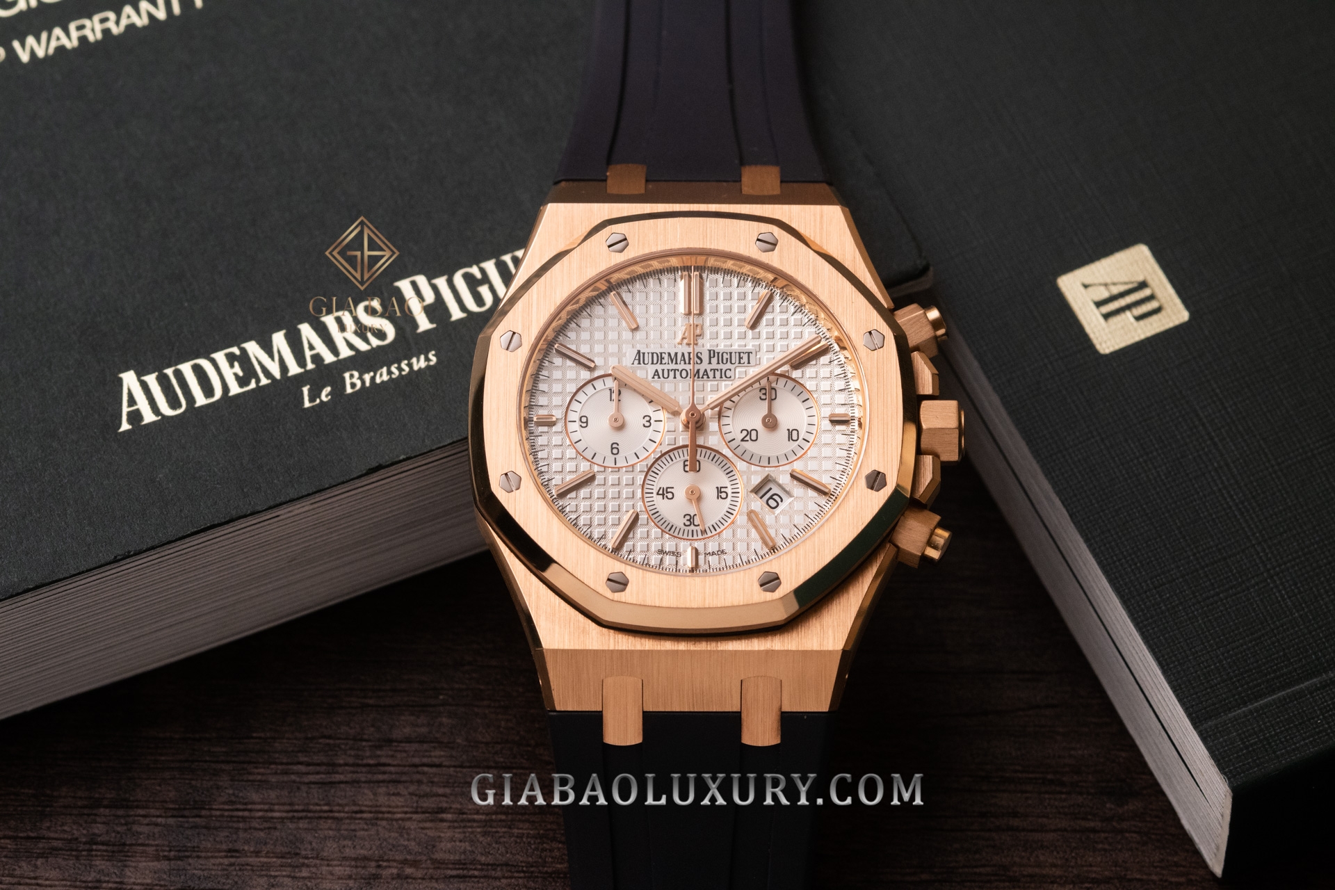 Đồng Hồ Audemars Piguet Royal Oak Chronograph 41mm 26320OR.OO.D088CR.01