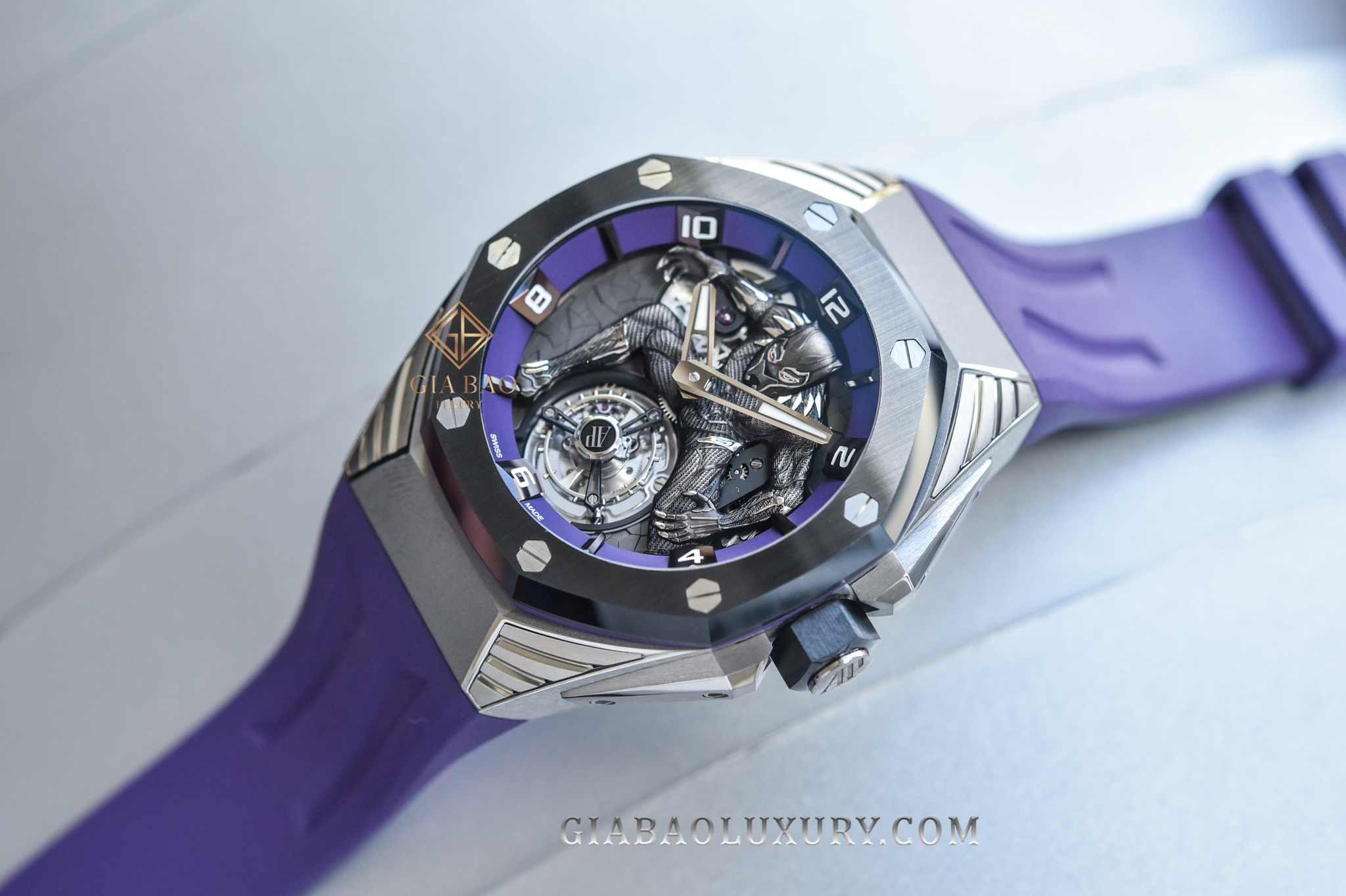 Đồng Hồ Audemars Piguet Royal Oak Concept "Black Panther" 26620IO.OO.D077CA.01