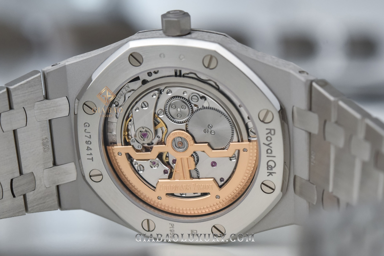 Đồng Hồ Audemars Piguet Royal Oak Jumbo Extra-Thin 15202PT.OO.1240PT.01