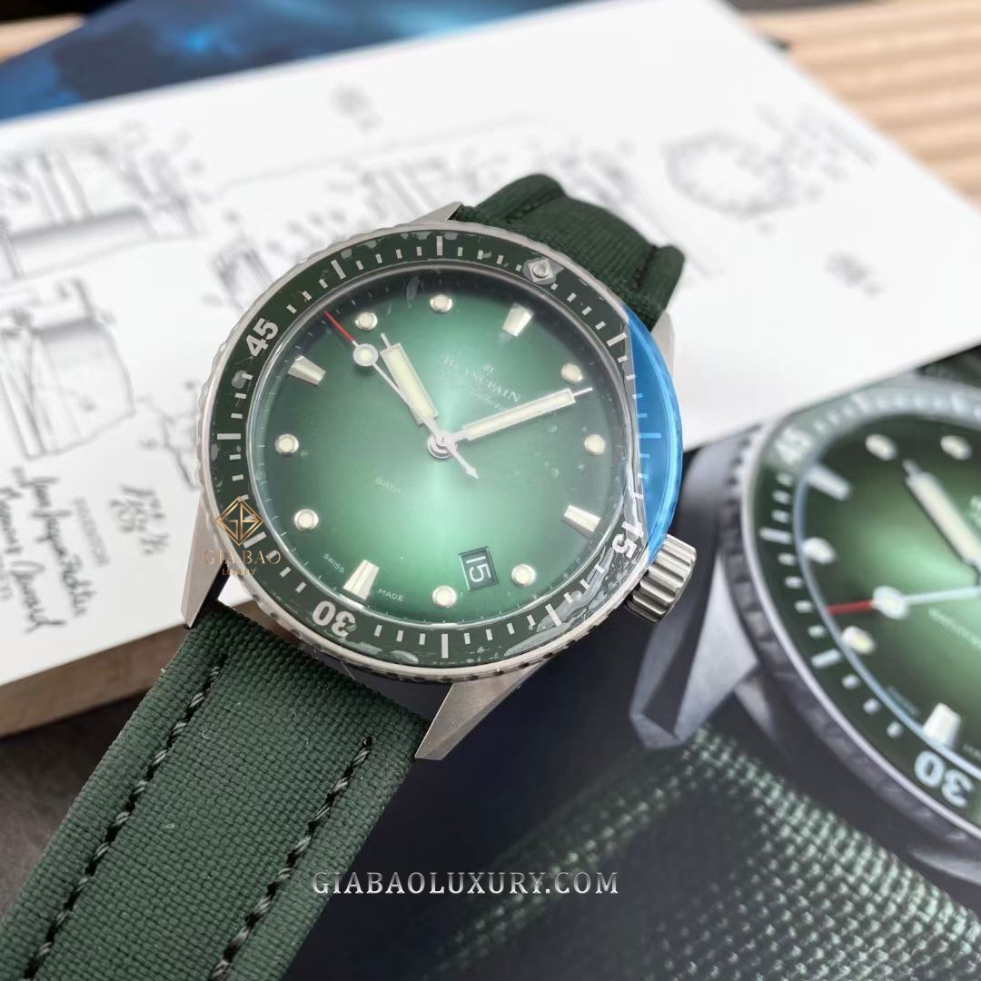 Đồng Hồ Blancpain Fifty Fathoms Bathyscaphe 5000-1153-H52A