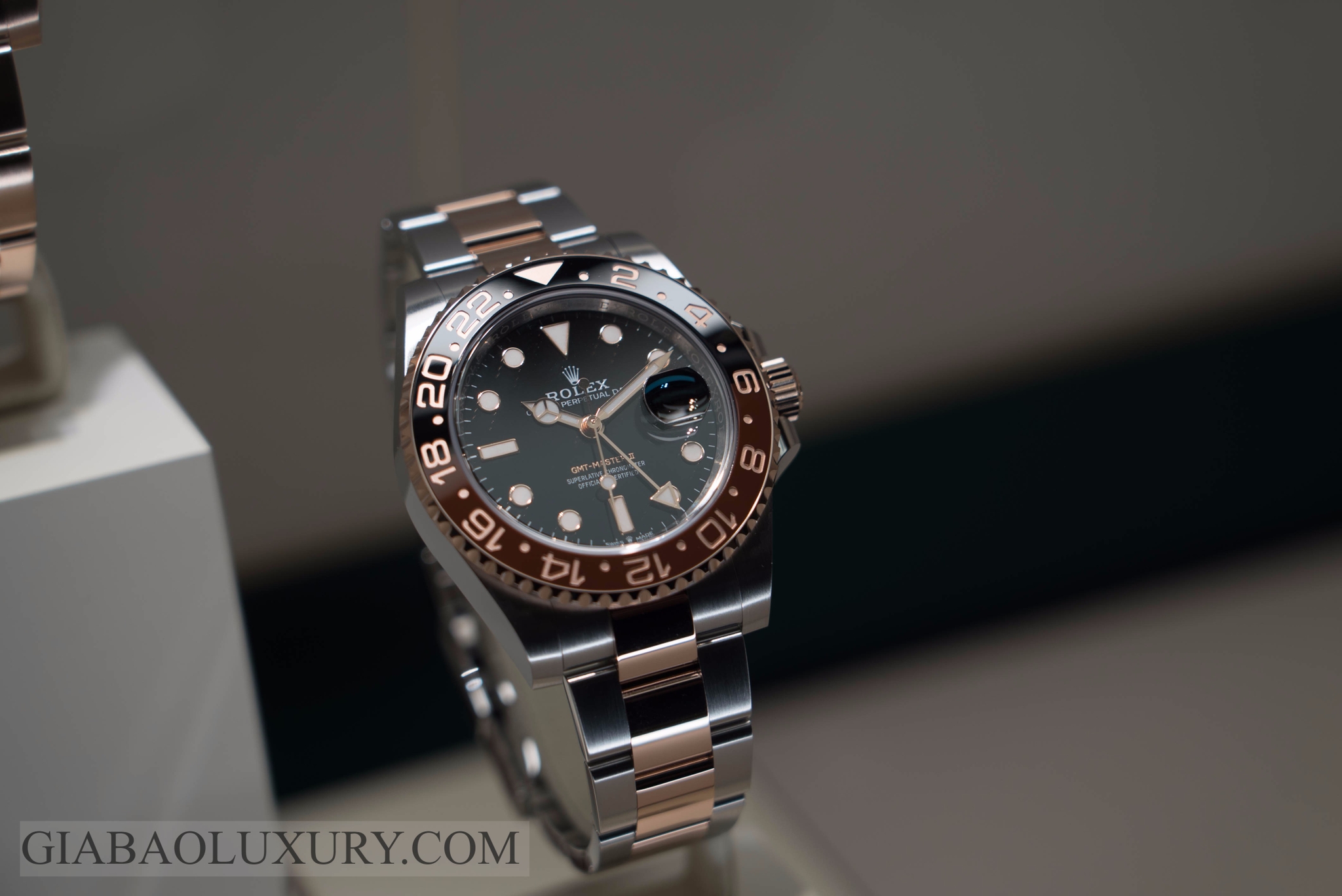 đồng hồ rolex gmt master ii 126711 CHNR