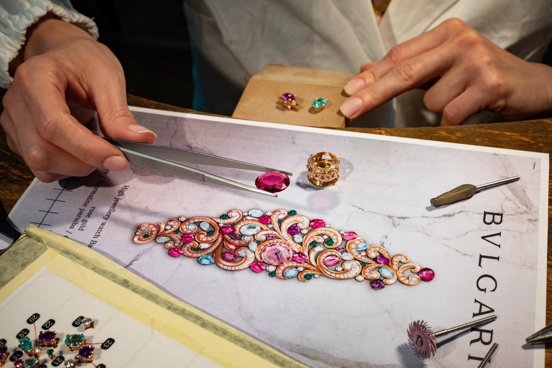 Đồng hồ High Jewellery Lady Arabesque