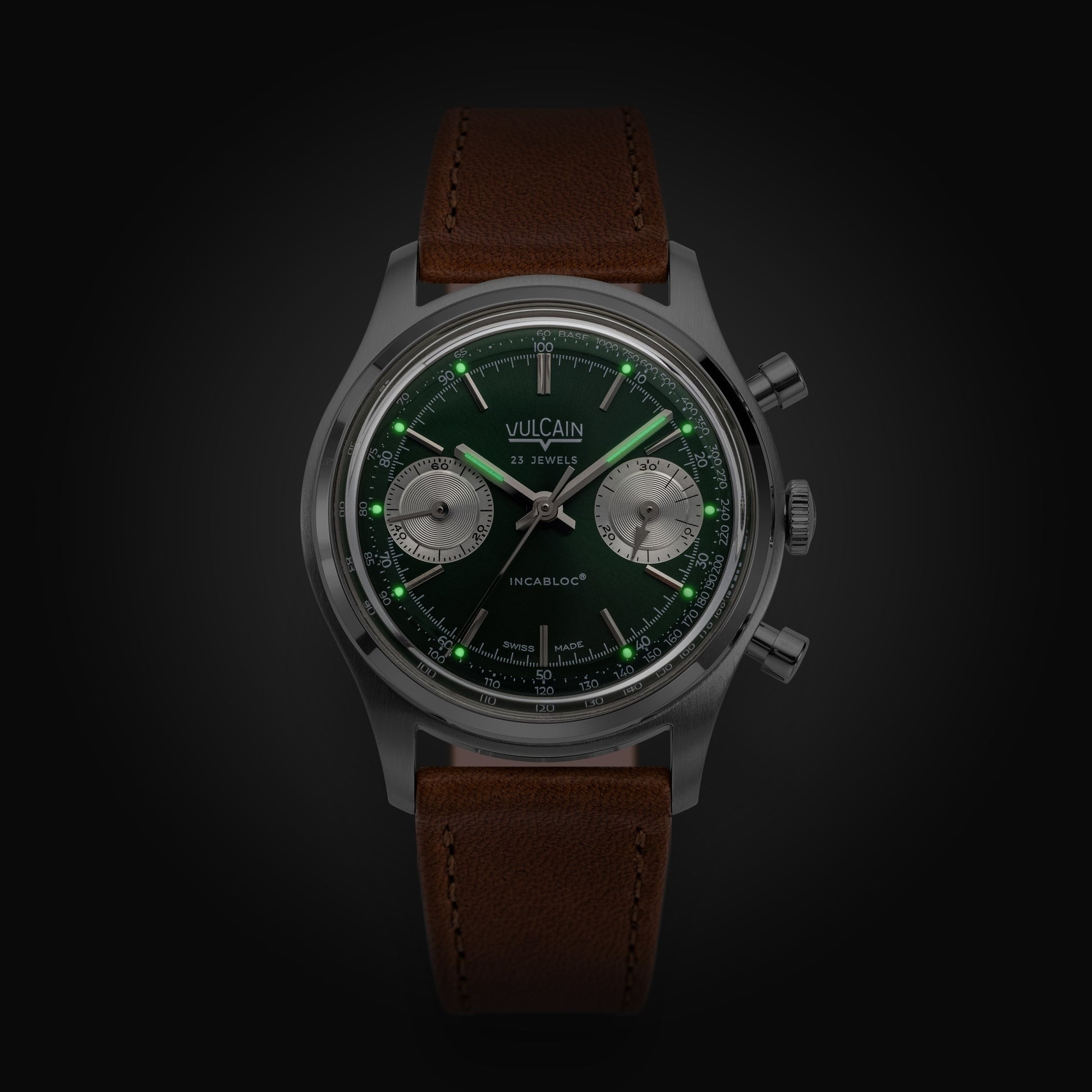 Đồng hồ đeo tay thương hiệu Vulcain, dòng sản phẩm Chronograph, Ref no: 640109A90.BAC201