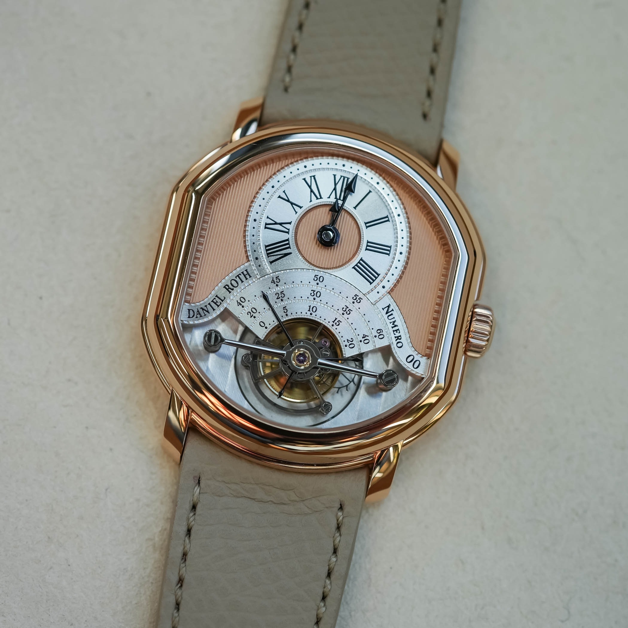 daniel-roth-tourbillon-rose-gold.jpg?v=1725685522757