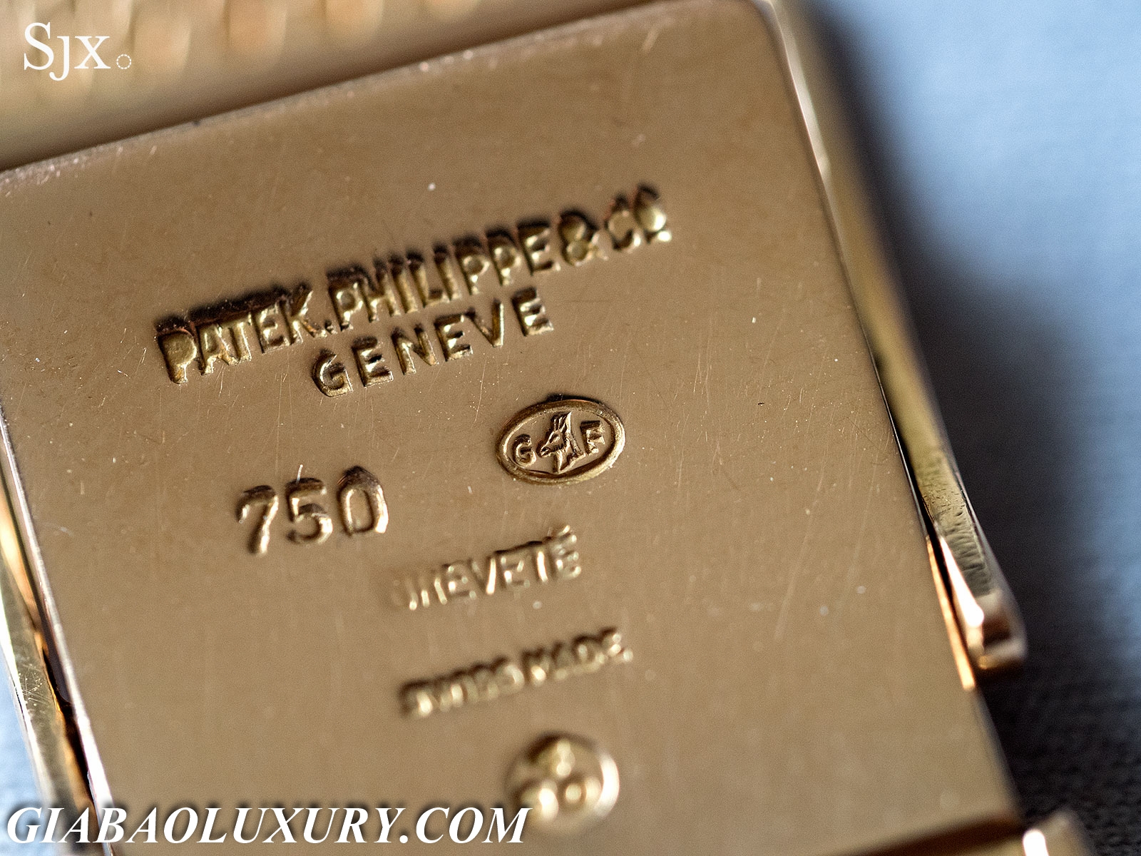 ĐẤU GIÁ PATEK PHILIPPE