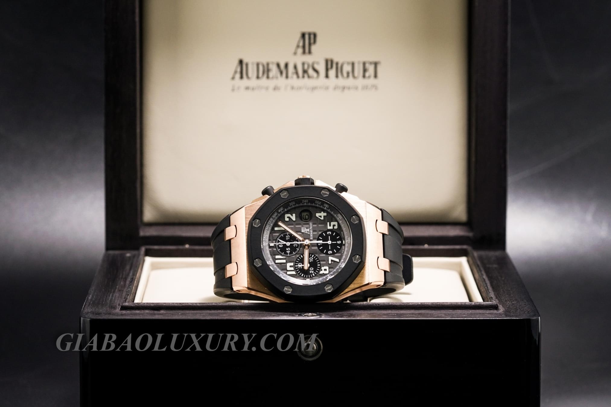 ĐỒNG HỒ AUDEMARS PIGUET ROYAL OAK OFFSHORE