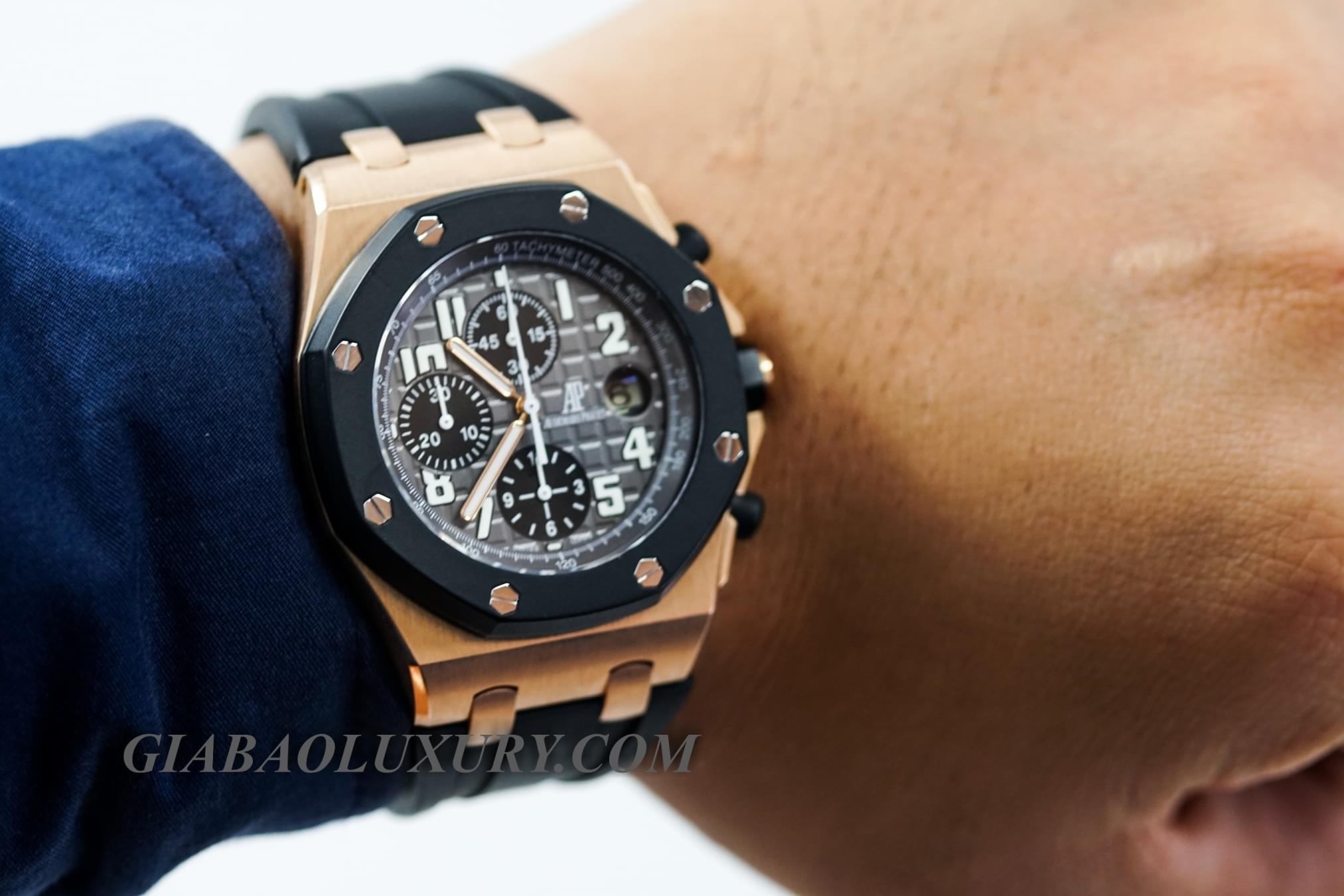 ĐỒNG HỒ AUDEMARS PIGUET ROYAL OAK OFFSHORE