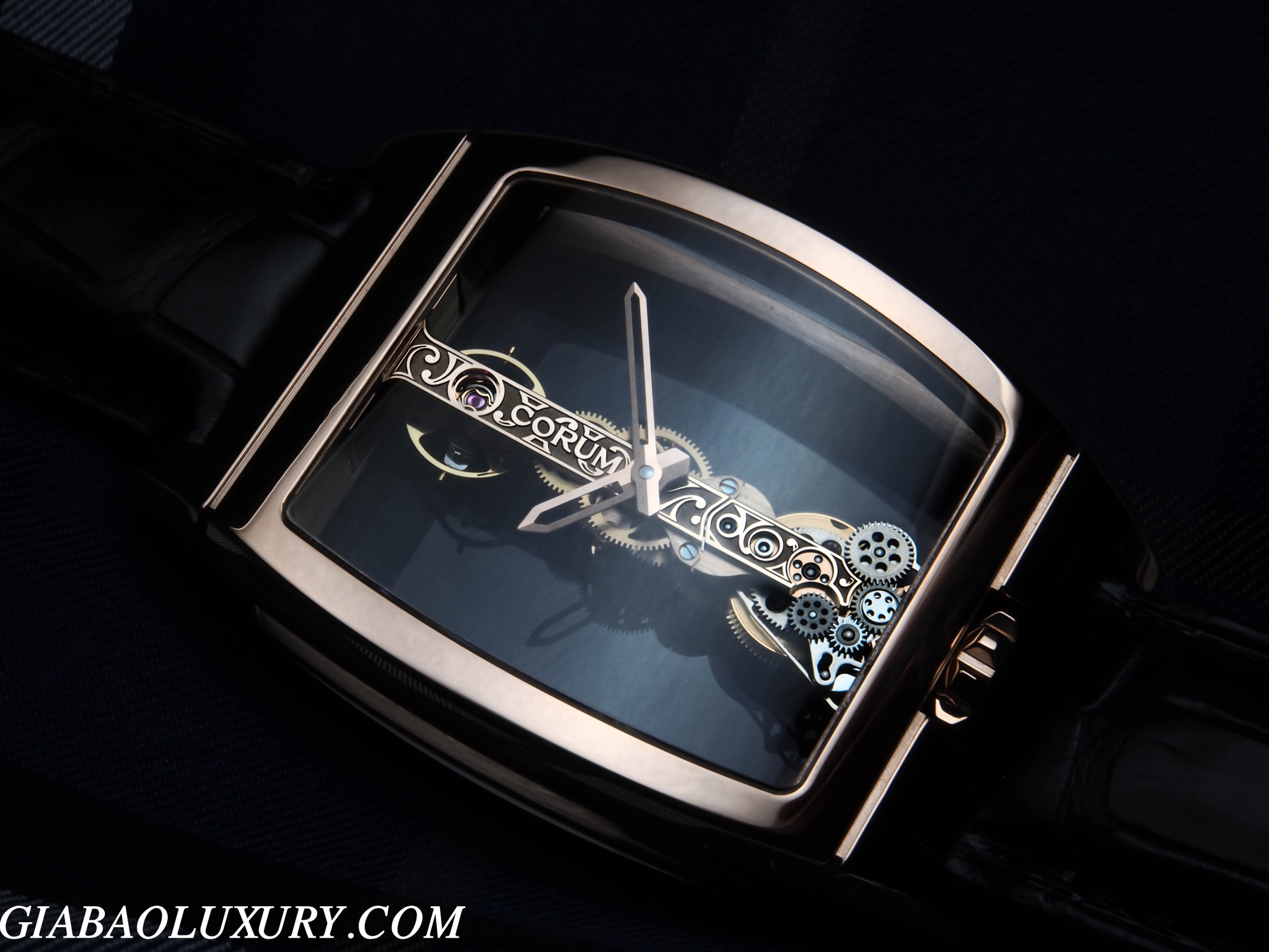 ĐỒNG HỒ CORUM GOLDEN BRIDGE