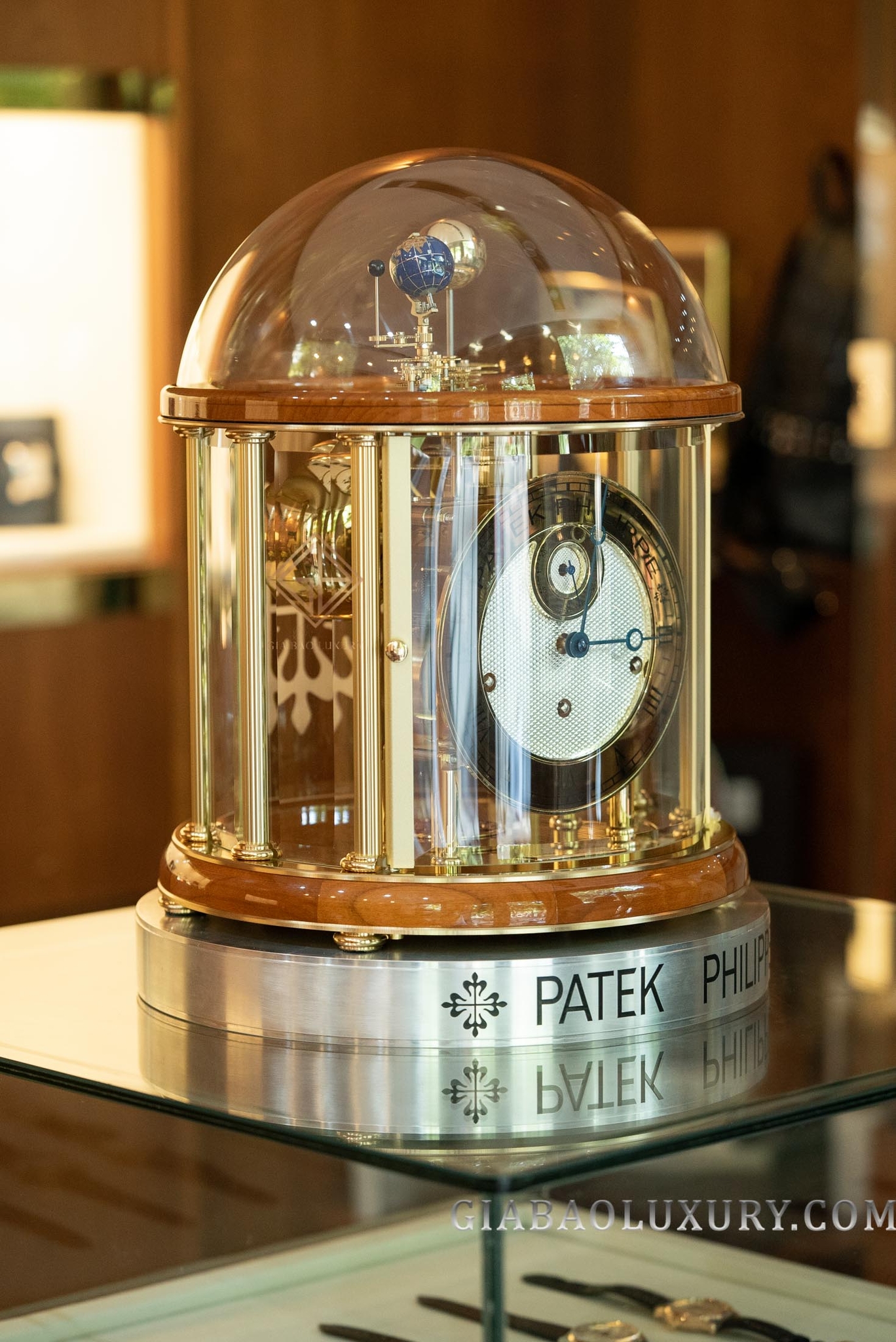Patek Philippe Grand Sovereign II: Chiếc đồng hồ để bàn không thể định giá