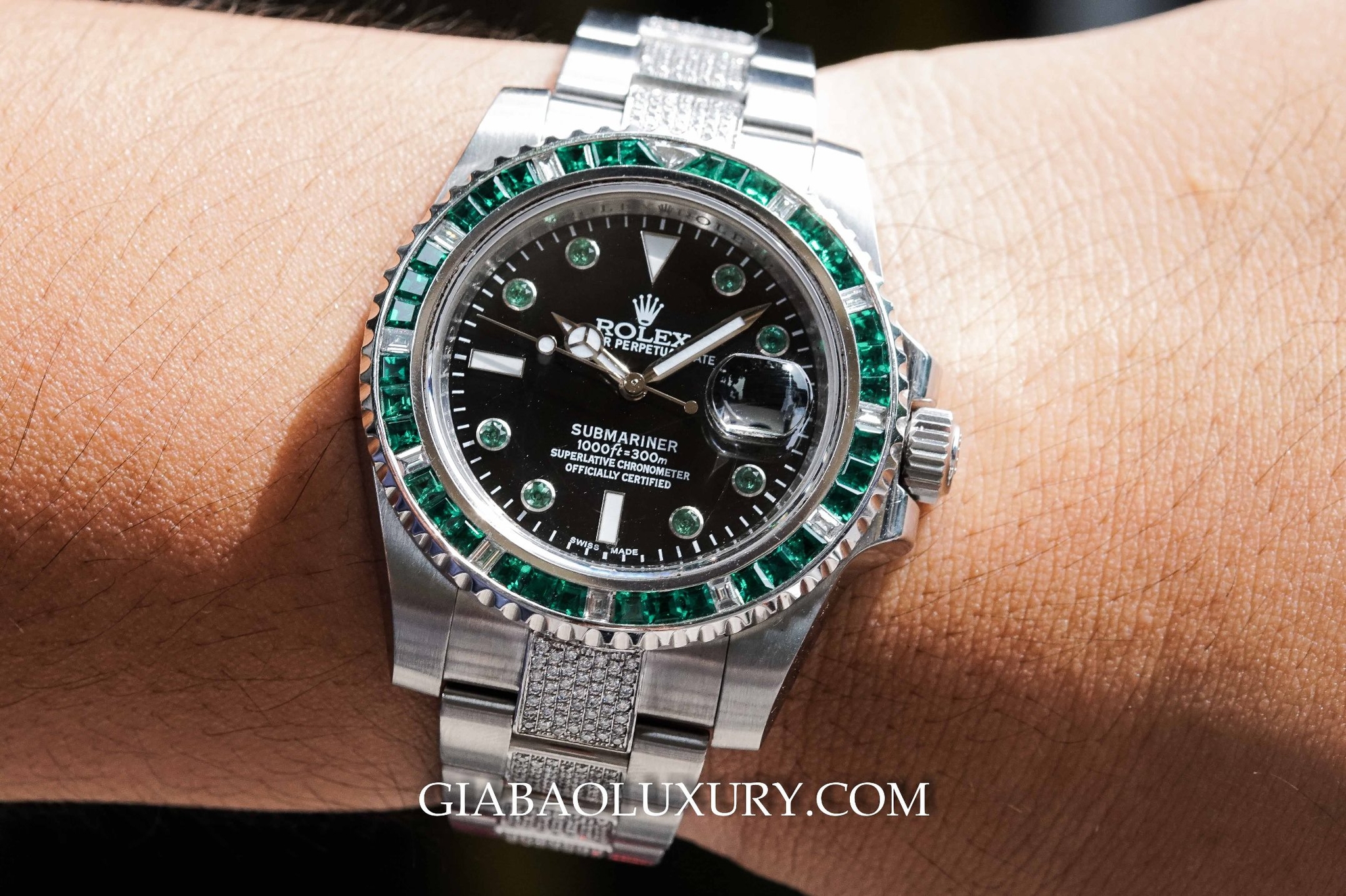 Đồng Hồ Rolex Oyster Perpetual Submariner 116610 Ngọc Lục Bảo