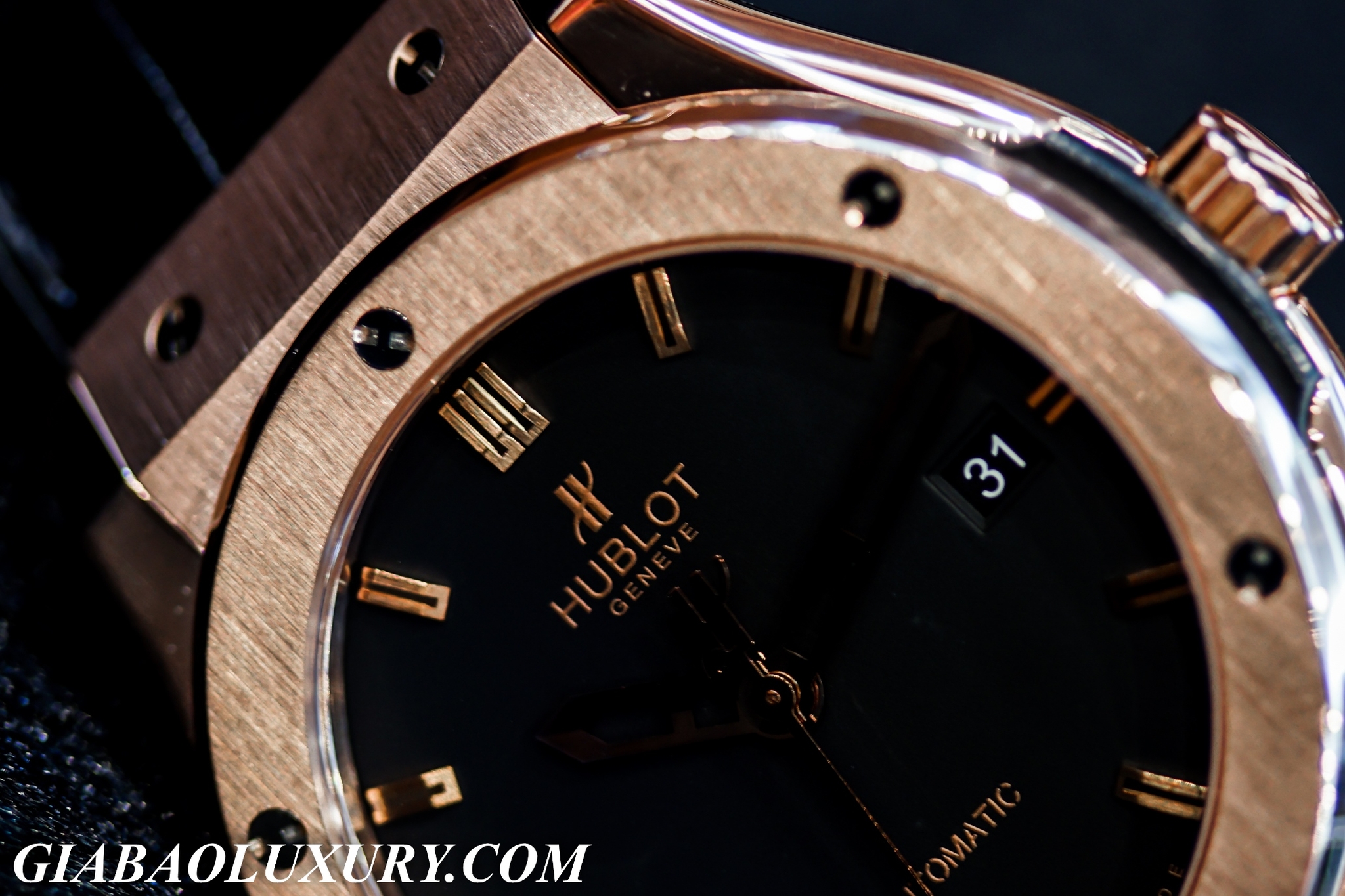 HUBLOT FUSION CLASSIC 18K KING GOLD